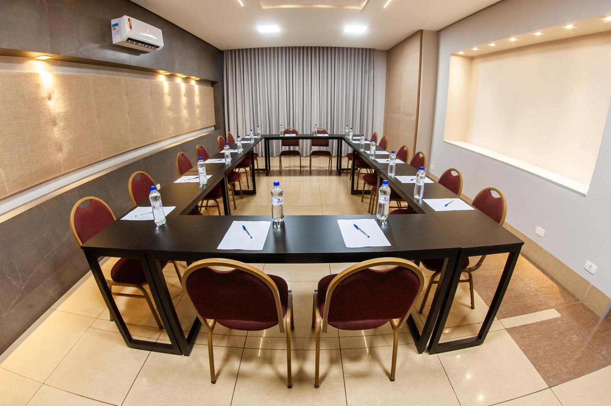 London Hotel Londrina Exterior foto